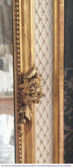 Napoleon III style trumeau, two-tone gilded and painted Napoleon III style trumeau, two-tone gilded and painted-4