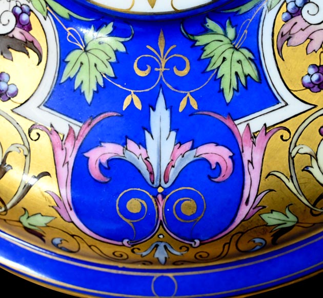 Henry II Cup from the Sèvres Manufactory Henry II Cup from the Sèvres Manufactory-5