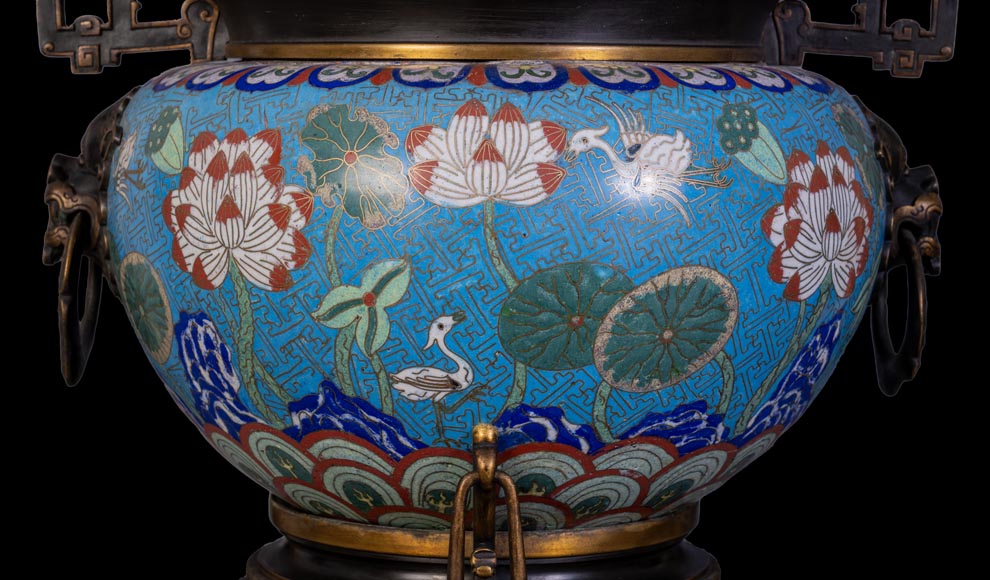 Cloisonné and Bronze Vase, Signed BARBEDIENNE, in the Style of Édouard LIÈVRE Cloisonné and Bronze Vase, Signed BARBEDIENNE, in the Style of Édouard LIÈVRE-2