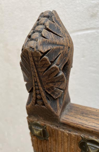 Eugène GRASSET (designer) and FULGRAFF (cabinetmaker), set of 6 carved oak chairs, Paris, 1880–1885 Eugène GRASSET (designer) and FULGRAFF (cabinetmaker), set of 6 carved oak chairs, Paris, 1880–1885-5