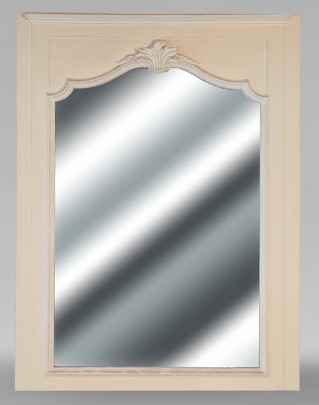 Louis XV style trumeau decorated with an asymmetrical palmette Louis XV style trumeau decorated with an asymmetrical palmette-0