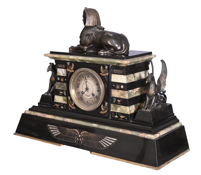 Egyptian Revival mantel garniture in black marble, green onyx, and gilt bronze Egyptian Revival mantel garniture in black marble, green onyx, and gilt bronze-2
