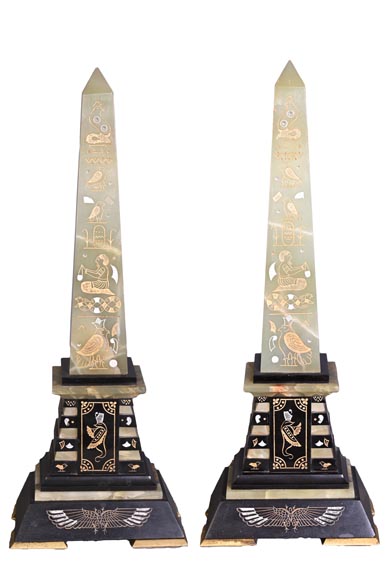 Egyptian Revival mantel garniture in black marble, green onyx, and gilt bronze Egyptian Revival mantel garniture in black marble, green onyx, and gilt bronze-8