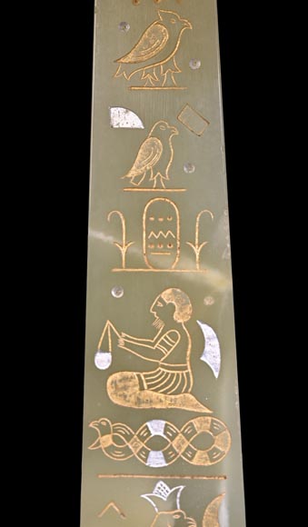 Egyptian Revival mantel garniture in black marble, green onyx, and gilt bronze Egyptian Revival mantel garniture in black marble, green onyx, and gilt bronze-10