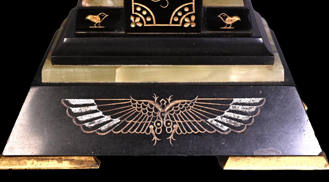 Egyptian Revival mantel garniture in black marble, green onyx, and gilt bronze Egyptian Revival mantel garniture in black marble, green onyx, and gilt bronze-13