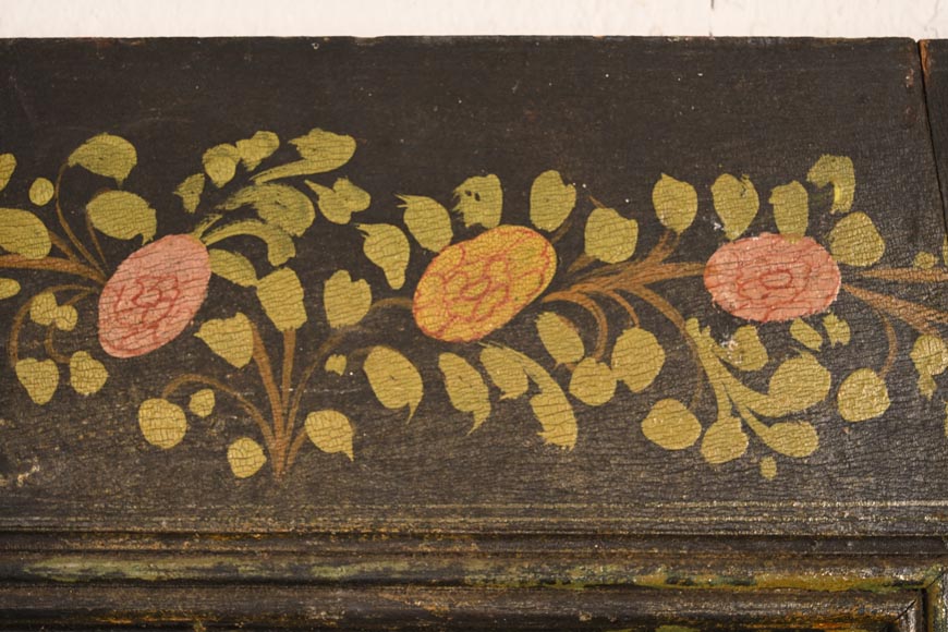 Qajar Art, Set of doors decorated with major scenes of Persian life, late 19th century Qajar Art, Set of doors decorated with major scenes of Persian life, late 19th century-12