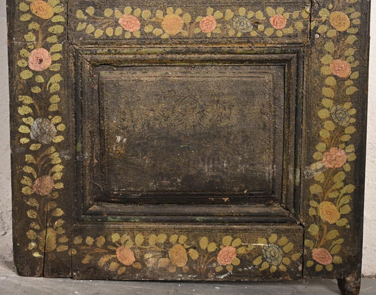 Qajar Art, Set of doors decorated with major scenes of Persian life, late 19th century Qajar Art, Set of doors decorated with major scenes of Persian life, late 19th century-14