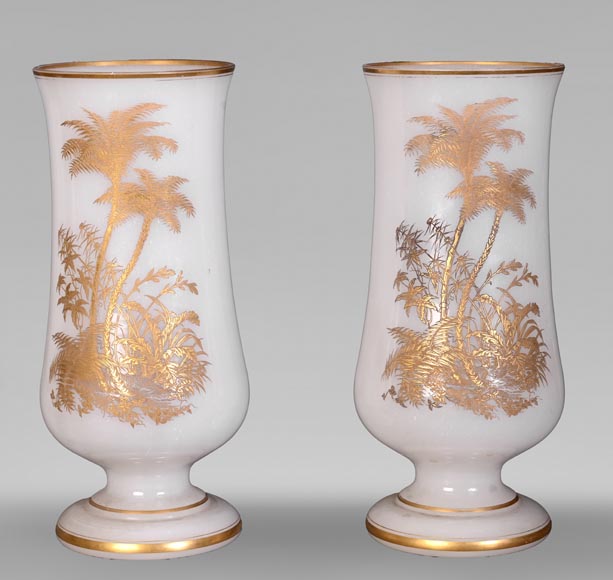 BACCARAT – Pair of White Opaline Vases with Gilded Japonist Decoration BACCARAT – Pair of White Opaline Vases with Gilded Japonist Decoration-0