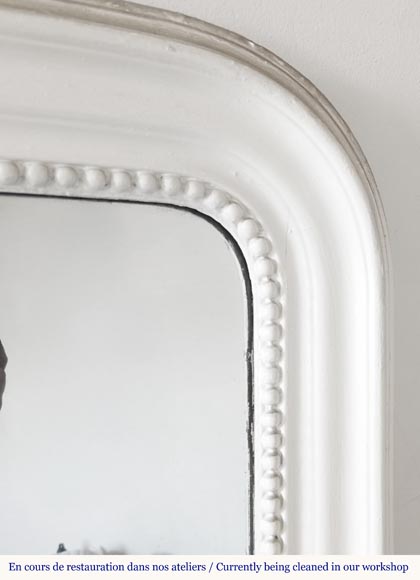 Simple Louis XVI style pearl trumeau Simple Louis XVI style pearl trumeau-2