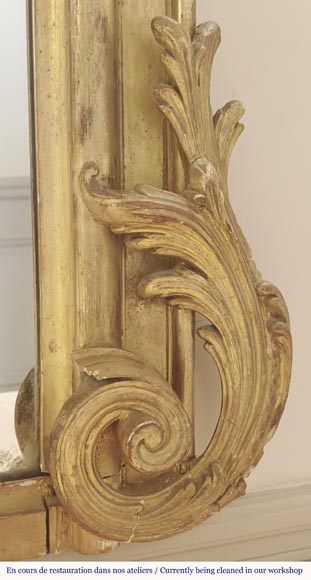 Napoleon III style gilded trumeau topped with a putto Napoleon III style gilded trumeau topped with a putto-4