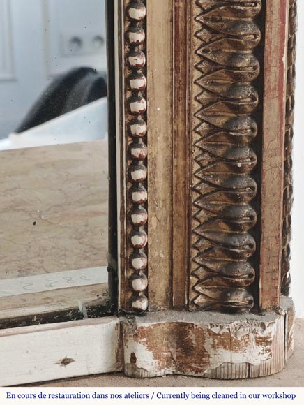 Louis XVI style gilded trumeau, with pearl decoration Louis XVI style gilded trumeau, with pearl decoration-4