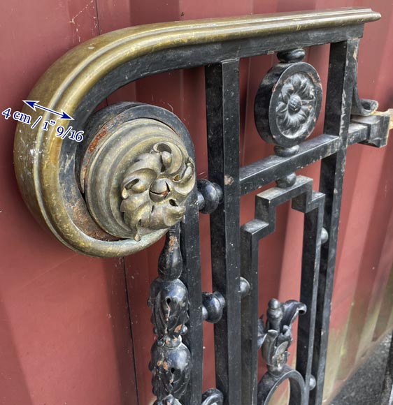 Wrought Iron Balcony in Régence Style, Early 20th Century Wrought Iron Balcony in Régence Style, Early 20th Century-8