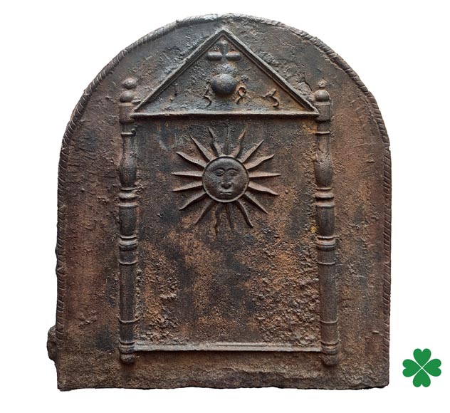 Cast iron fireback dated 1693, decorated with a radiant sun and architectural symbols Cast iron fireback dated 1693, decorated with a radiant sun and architectural symbols-0