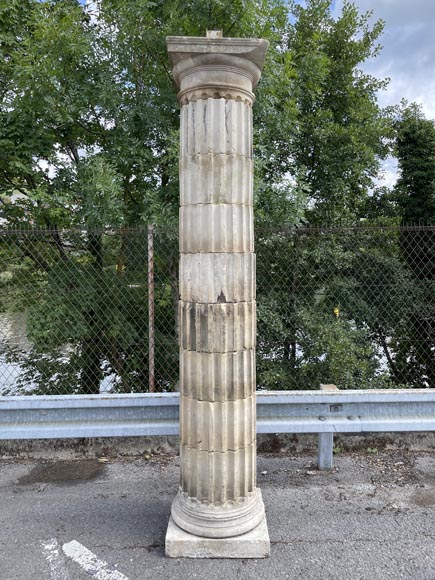 Pair of Fluted Stone Columns – Doric Style, Late 18th Century Pair of Fluted Stone Columns – Doric Style, Late 18th Century-2