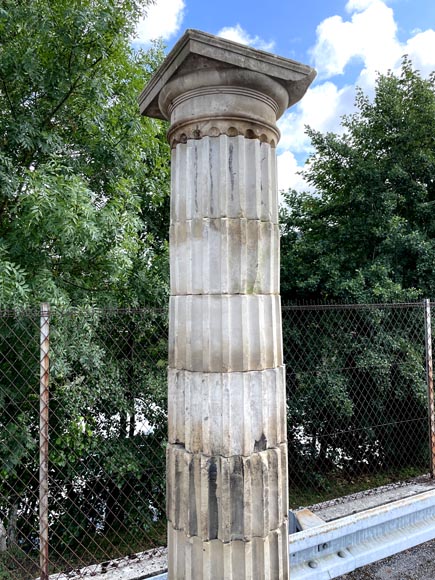 Pair of Fluted Stone Columns – Doric Style, Late 18th Century Pair of Fluted Stone Columns – Doric Style, Late 18th Century-3