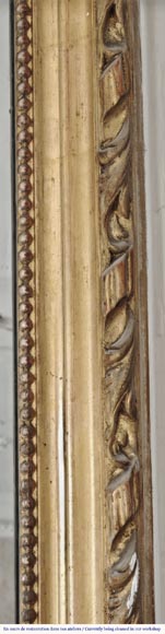 Louis XVI style gilded trumeau, decorated with a coat of arms Louis XVI style gilded trumeau, decorated with a coat of arms-2