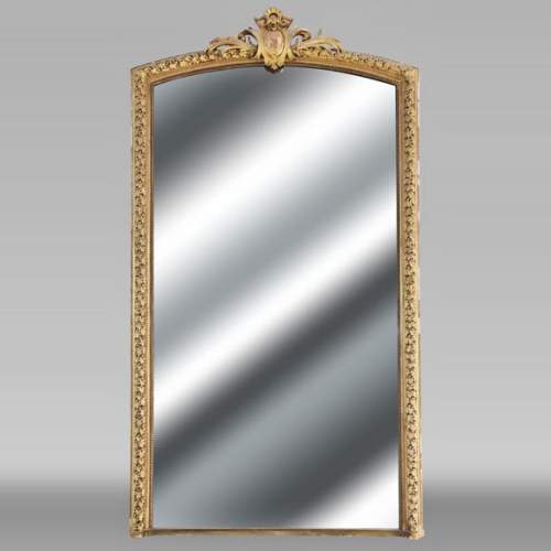 Napoleon III style gilded trumeau decorated with a frieze of oak leaves