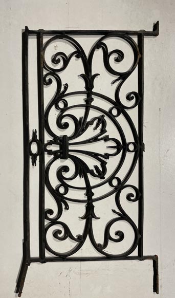 Small wrought iron window guard Small wrought iron window guard-1