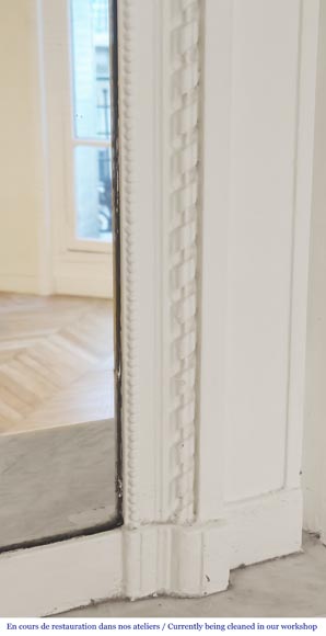 Louis XVI style trumeau decorated with a floral wreath Louis XVI style trumeau decorated with a floral wreath-5