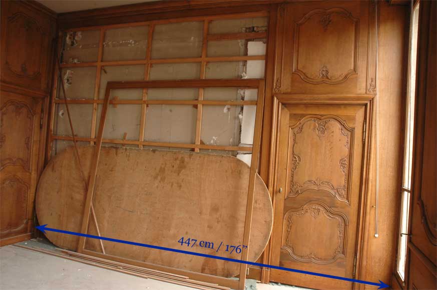 Oak paneled room from the beginning of the 20th century-10
