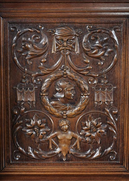 Antique Neo-Renaissance style dining room made out of carved walnut with grotesques and fantastics animals decor Antique Neo-Renaissance style dining room made out of carved walnut with grotesques and fantastics animals decor-5