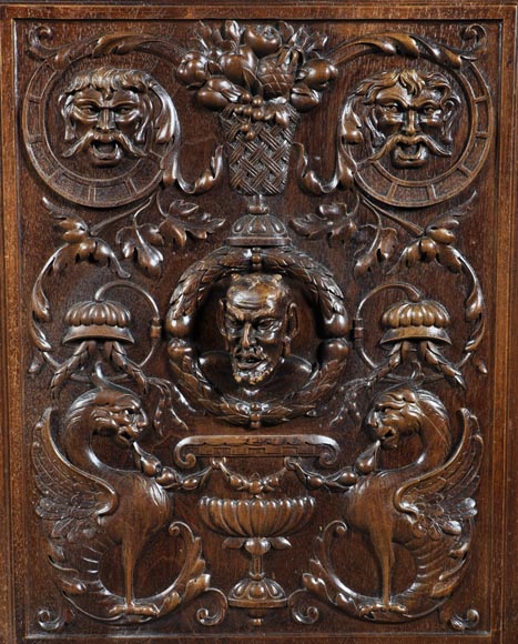 Antique Neo-Renaissance style dining room made out of carved walnut with grotesques and fantastics animals decor Antique Neo-Renaissance style dining room made out of carved walnut with grotesques and fantastics animals decor-7