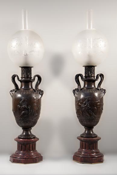 Ferdinand BARBEDIENNE - Pair of Neo-Classic bronze lamps after a model by Clodion Ferdinand BARBEDIENNE - Pair of Neo-Classic bronze lamps after a model by Clodion-0