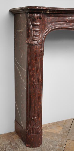 Antique Louis XV style fireplace in Red Griotte marble Antique Louis XV style fireplace in Red Griotte marble-2