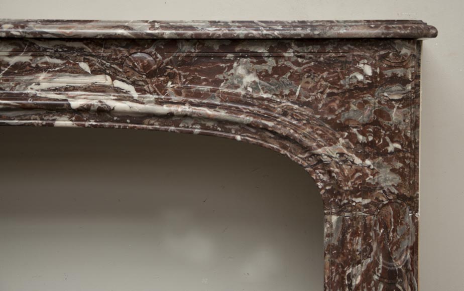 Antique Regence period fireplace made out of Red of Rance marble from the 18th century Antique Regence period fireplace made out of Red of Rance marble from the 18th century-6