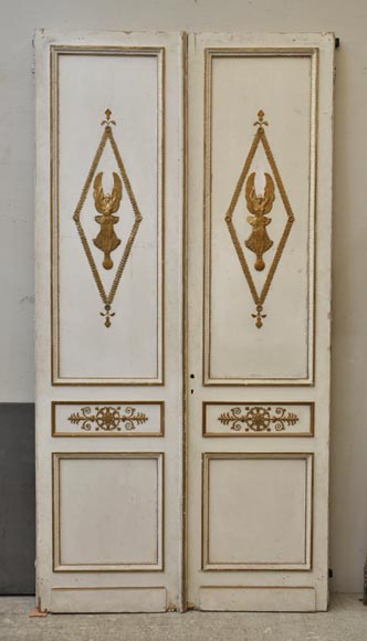Antique oak double door painted, gilded and decorated with Winged Victories and mirrors-0