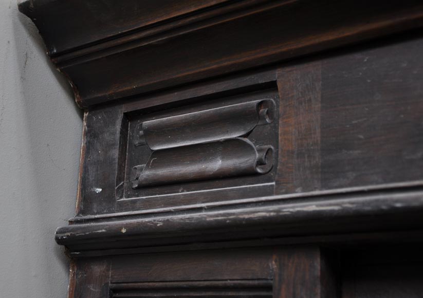 Antique Neo-gothic style wood fireplace with troubadours Antique Neo-gothic style wood fireplace with troubadours-6
