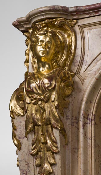 Prestigious antique fireplace in Scagliola as Sarrancolin Fantastico marble made after the fireplace of the Council Room at the Palace of Versailles Prestigious antique fireplace in Scagliola as Sarrancolin Fantastico marble made after the fireplace of the Council Room at the Palace of Versailles-7