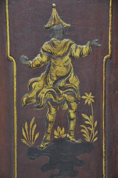 Beautiful antique double door with chinese style decor Beautiful antique double door with chinese style decor-8