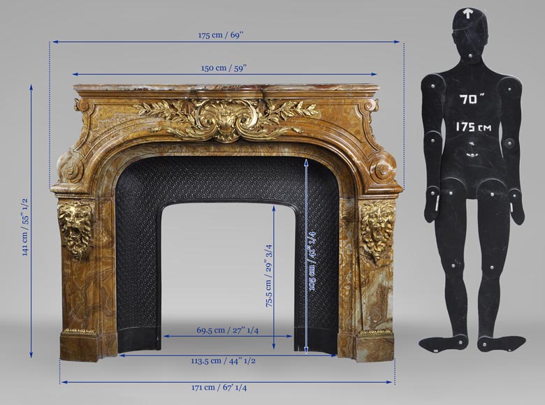 Extraordinary antique Louis XIV style fireplace with lions heads in Alabastro di Busca and gilded bronze