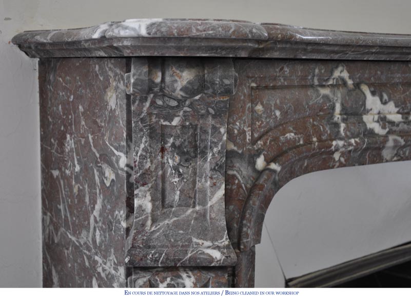 Antique Louis XV style fireplace in Red from the North marble, 19th century Antique Louis XV style fireplace in Red from the North marble, 19th century-3