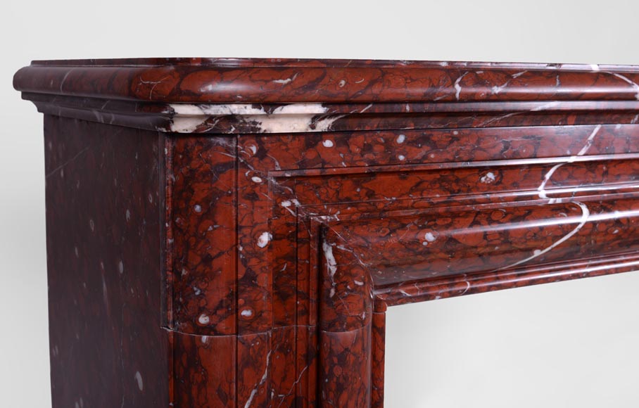 Antique Louis XIV style fireplace in Red Griotte marble with its cast iron insert Antique Louis XIV style fireplace in Red Griotte marble with its cast iron insert-3