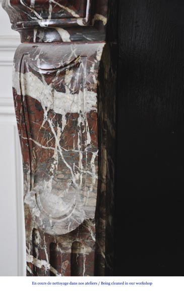 Beautiful antique Regence style fireplace in Campan Grand Melange marble, 19th c. Beautiful antique Regence style fireplace in Campan Grand Melange marble, 19th c.-6