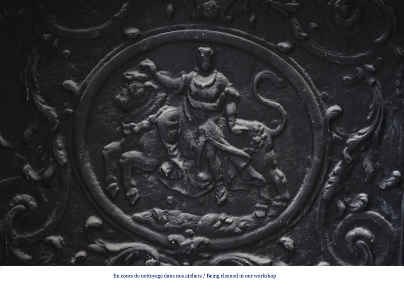 Beautiful antique Regence style fireplace in Campan Grand Melange marble, 19th c. Beautiful antique Regence style fireplace in Campan Grand Melange marble, 19th c.-12