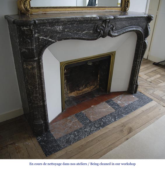 Antique Louis XV period fireplace in Grey Sainte Anne marble, 18th century Antique Louis XV period fireplace in Grey Sainte Anne marble, 18th century-2