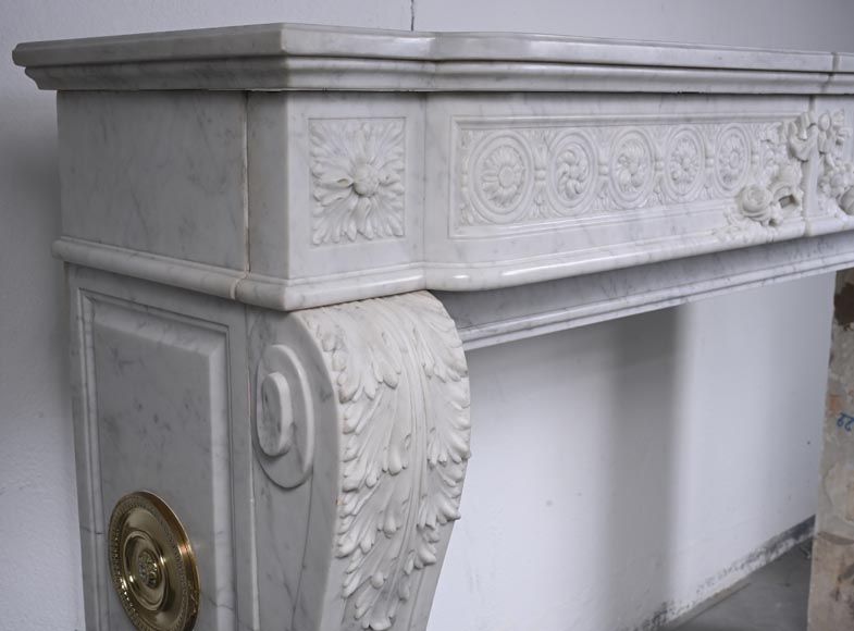 Louis XVI style Carrara marble mantel with floral décor Louis XVI style Carrara marble mantel with floral décor-9