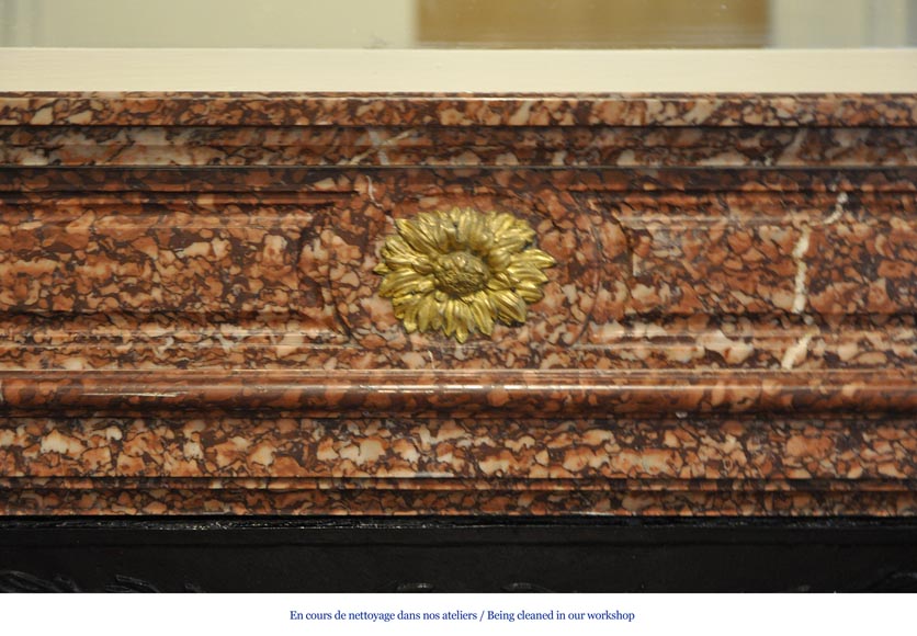 Antique Louis XVI style fireplace mantel with round corners in Griotte marble and gilt bronze ornaments Antique Louis XVI style fireplace mantel with round corners in Griotte marble and gilt bronze ornaments-1