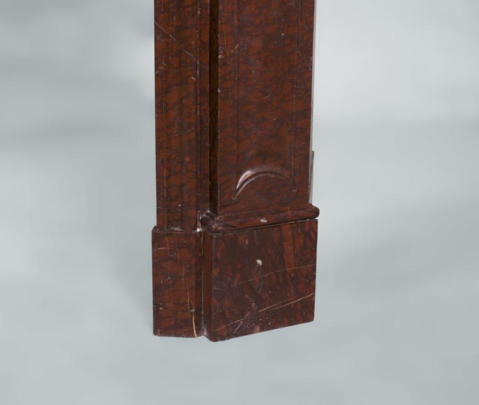 Antique Louis XV style fireplace with three shells decor in Red Griotte marble Antique Louis XV style fireplace with three shells decor in Red Griotte marble-7