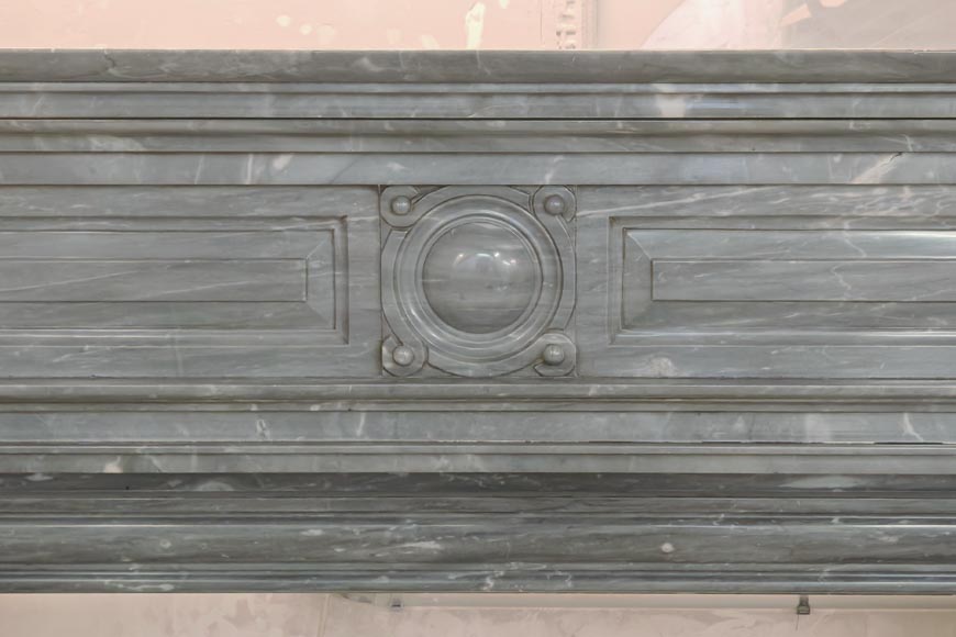 Napoleon III style mantel with detached columns in Turquin marble Napoleon III style mantel with detached columns in Turquin marble-1