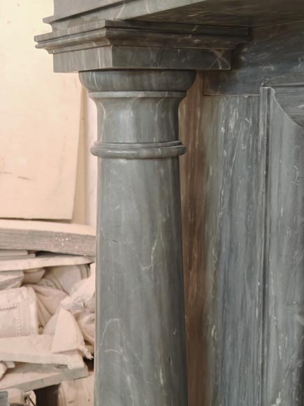 Napoleon III style mantel with detached columns in Turquin marble Napoleon III style mantel with detached columns in Turquin marble-3