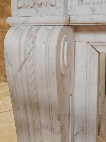 Louis XVI style mantel in veined Carrara marble with pearl entablature Louis XVI style mantel in veined Carrara marble with pearl entablature-4