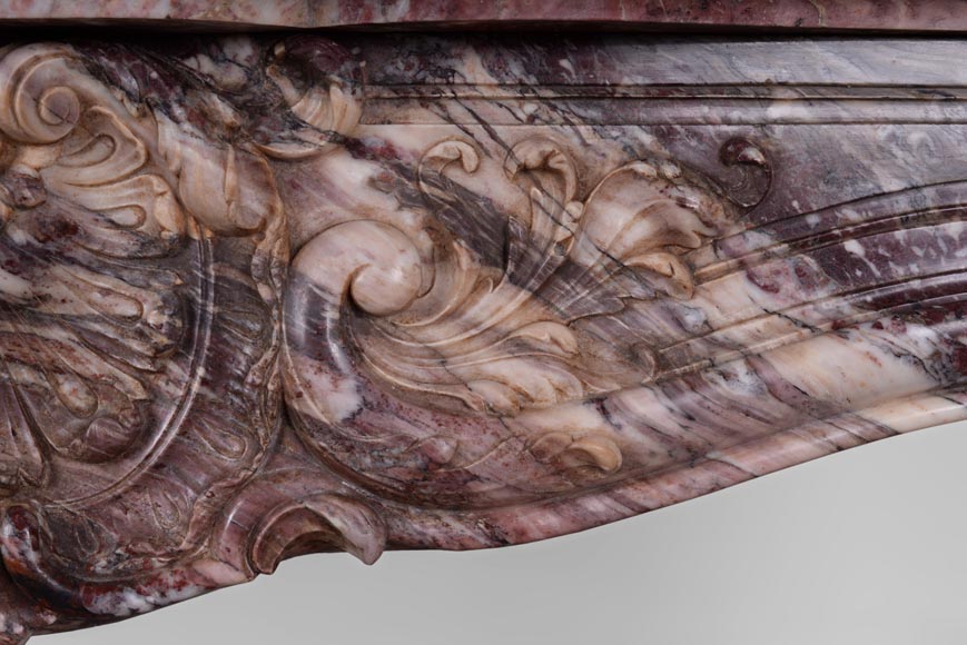 Exceptional antique Louis XV style fireplace in Fleur de Pêcher marble with large palmette Exceptional antique Louis XV style fireplace in Fleur de Pêcher marble with large palmette-3
