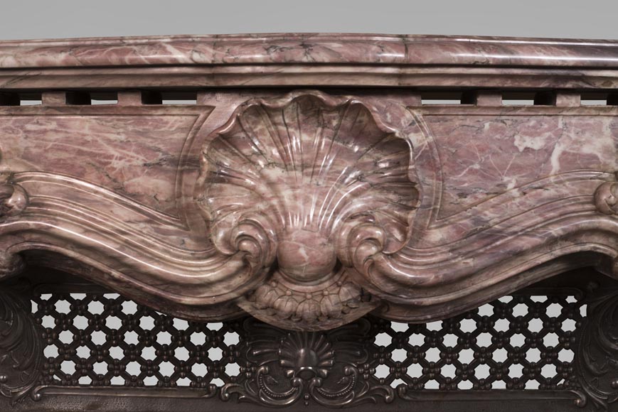 Very beautiful antique Louis XV style opulent fireplace made out of Fleur de Pêcher marble Very beautiful antique Louis XV style opulent fireplace made out of Fleur de Pêcher marble-1