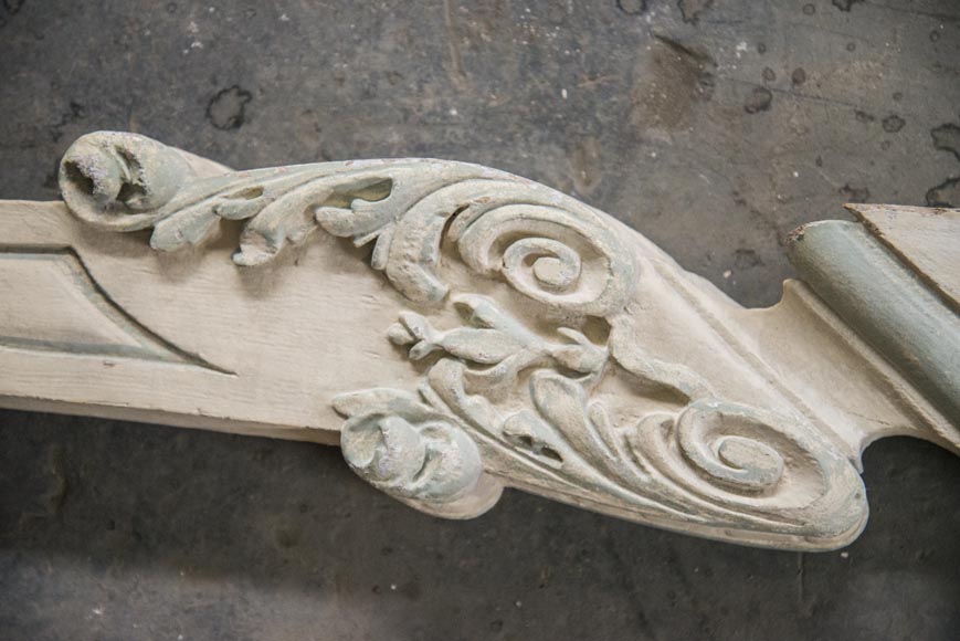 Set of painted carved wooden staircase balusters Set of painted carved wooden staircase balusters-3