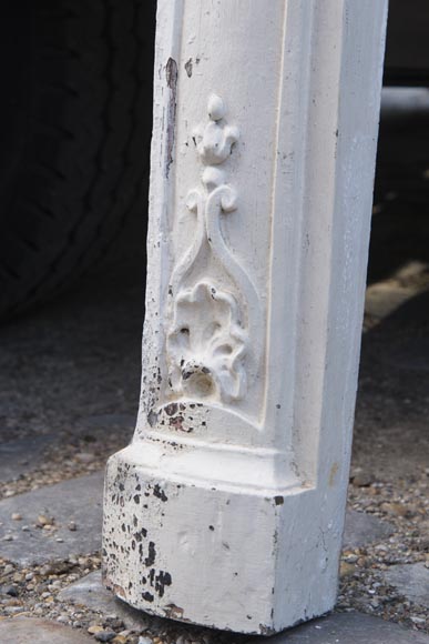 A beautiful antique richly sculpted fireplace from Louis XV period made out of painted oak A beautiful antique richly sculpted fireplace from Louis XV period made out of painted oak-6