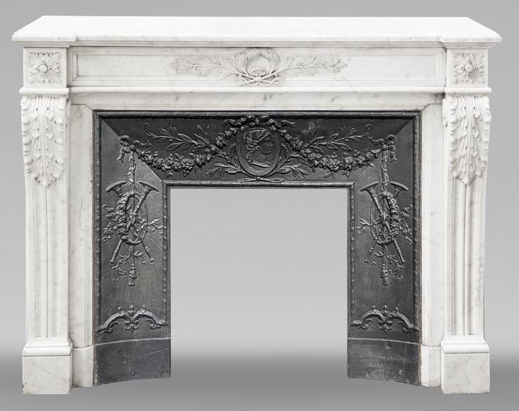 Louis XVI style fireplace decorated with a laurel wreath, in Carrara marble Louis XVI style fireplace decorated with a laurel wreath, in Carrara marble-0